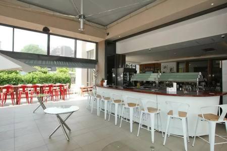 Sandton Skye Apartment โจฮันเนสเบิร์ก ภายนอก รูปภาพ